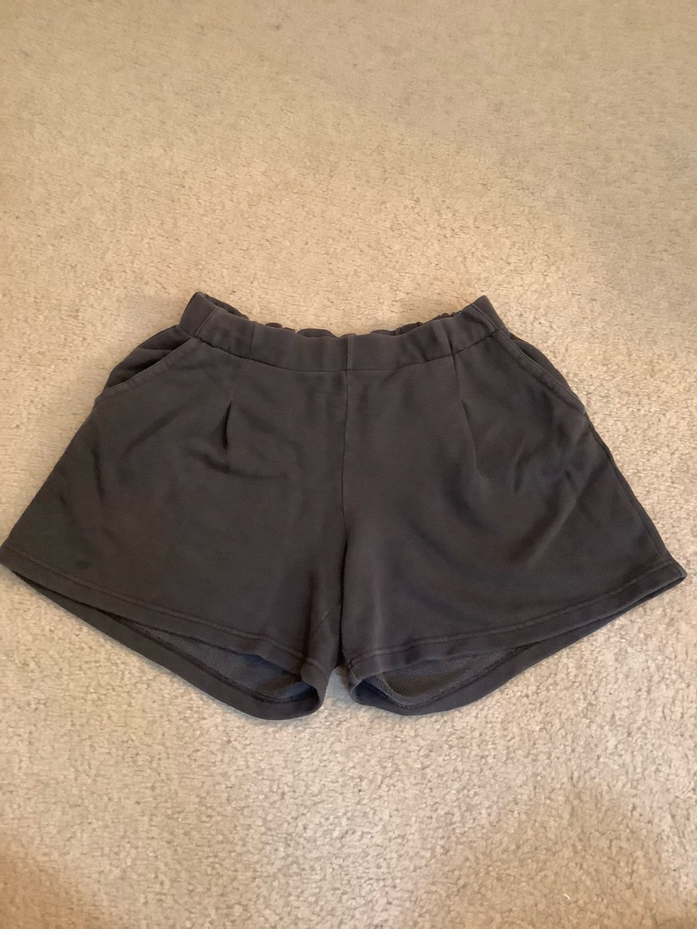 Aerie Dark Gray Pull-On Athletic Sweat Shorts size Medium